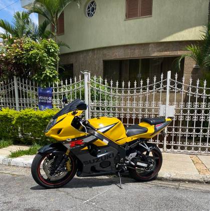 SUZUKI GSX-R1000 SUZUKI GSX-R1000